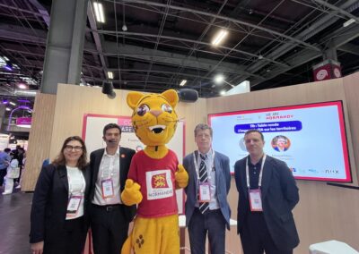 Mascotte Région Normandie avec Jonas Haddad